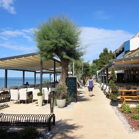 Appartamento Lisa 2 Near The *